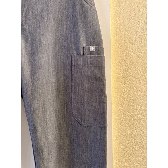 Figs Technical Collection Women Scrub Pant Gray Size Medium - Picture 5 of 10